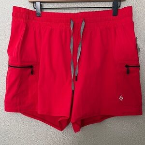 Women’s Torrid Happy Camper Ripstop Active Cargo Short With Zip 1X 14/16 Red